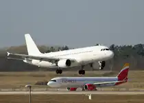 Smart Lynx, Airbus A 320-214, YL-LCT, Iberia Express, Airbus A 321-271NX, EC-OBY, BER, 08.03.24