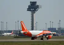 Easyjet, Airbus A 319-111, G-EZGG, BER, 26.06.2024