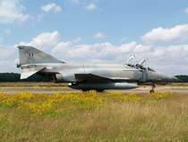 Eine griechische Phantom auf dem Weg zur Abstellposition. Das Foto stammt vom 17.07.2007