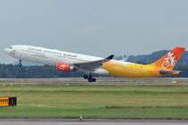 Qatar Airways, Airbus A330-302 mit Sonderbemalung ASIAN GAMES DOHA 2006, beim Start auf Rwy 28 (ZRH 18.7.2007)
