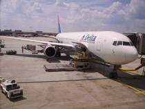 Boeing 767-300 kurz vor dem Start in Atlanta.