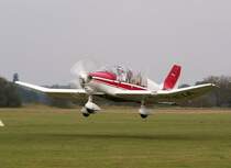 Die D-EIIA startet in Krefeld bei recht meisem Wetter zu einem Rundflug. Das Foto stammt vom 01.09.2007