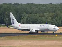 Sun Express B 737-8BK TC-SNM bei der Landung in Berlin-Tegel am 03.07.2010