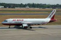 Air Berlin (Belair) A 320-214 HB-IOW am 04.07.2010 auf dem Flughafen Berlin-Tegel