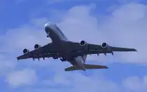 Start des Airbus A380-800 der Lufthansa vom Baden-Airpark am 25.08.2010