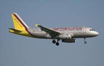 Germanwings A 319-132 D-AGWO kurz vor der Landung in Berlin-Sch�nefeld am 22.04.2011
