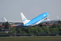 KLM B 737-7K2 PH-BGO beim Start in Berlin-Tegel am 30.04.2011