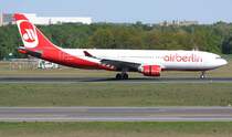 Air Berlin A 330-223 D-ALPD nach der Landung in Berlin-Tegel am 30.04.2011