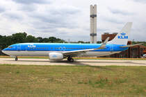 KLM - Royal Dutch Airlines 
Boeing 737-8K2
PH-BXZ 
TXL Berlin [Tegel], Germany
21.06.11
