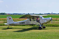 Wild Thing WT 01, D-MKKL, UL-Flugplatz M�ggenhausen - 04.06.2011
Dieses UL wird von der Firma  ULBI  (Ultra-Leicht-Bau-International GmbH) in Hassfurt gebaut. 