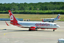 B 737-800 D-ABAG der Air Berlin am Flughafen K�ln - 02.06.2011