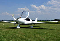 Dynamic WT-9, D-MDWT auf dem UL-Fluggel�nde in M�ggenhausen - 04.06.2011