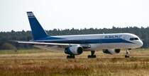 4X-EBS, El Al Israel Airlines
Boeing 757-258