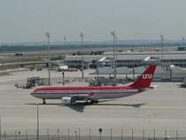 A330-223 der LTU (D-ALPG) aufgenommen am 21.o7.2006 Flughafen M�nchen