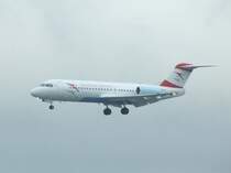 Eine Fokker F-100 der Austrian Arrows im Landeanflug auf D�sseldorf Airport am 22.03.2008