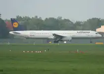 Lufthansa A 321-131 D-AIRC  Erlangen  kurz vor dem Start in Berlin-Tegel am 13.08.2011