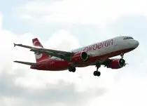 Air Berlin A 320-214 D-ABFP kurz vor der Landung in Berlin-Tegel am 13.08.2011