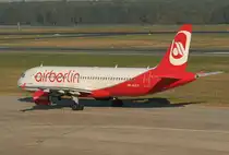 Air Berlin(Belair) A 320-214 HB-JOZ auf dem Weg zum Start in Berlin-Tegel am 01.10.2011