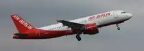 A320 nach dem Take-off auf runway06 in Friedrichshafen, die Air Berlin befindet sich auf dem Weg nach Mallorca, ...