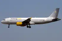 Vueling, EC-KDX, Airbus, A320-216, 12.05.2012, BCN, Barcelona, Spain 

