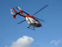 Nach Erreichen seiner Flugh�he flog der Eurocopter BK 117,am 03.September 2012 von Stralsund nach Greifswald.