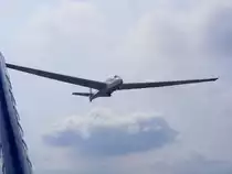 ASK 13 D-0849 hat das Schleppseil raus flutschen lassen und zieht nun allein ihre Kreise über Gera (EDAJ) am 2.9.2012