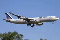 Air France, F-GLZU, Airbus, A340-313X, 18.08.2012, CDG, Paris, France




