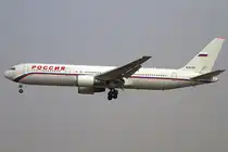 Rossiya, EI-EAR, Boeing, B767-3Q8-ER, 08.09.2012, BCN, Barcelona, Spain 



