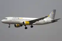 Vueling, EC-GRH, Airbus, A320-211, 08.09.2012, BCN, Barcelona, Spain



