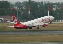 Air Berlin Turkey B 737-86J TC-IZB beim Start in Berlin-Tegel am 03.07.2012