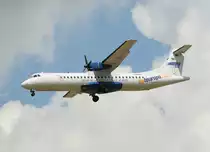 Avanti ATR-72-202 D-ANFC bei der Landung in Berlin-Schnefeld am 10.07.2012