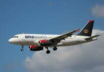 Royal Jordanian A 310-132 JY-AYP bei der Landung in Frankfurt am main am 16.08.2012