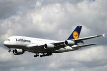 Lufthansa A 380-841 D-AIMJ  Brssel  bei der Landung in Frankfurt am main am 16.08.2012