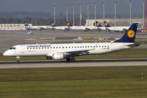 Lufthansa - CityLine, D-AEBJ, Embraer, ERJ-195, 25.10.2012, MUC, Mnchen, Germany



