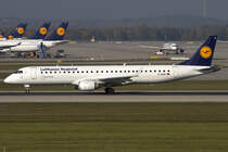 Lufthansa - CityLine, D-AEBF, Embraer, ERJ-195, 25.10.2012, MUC, Mnchen, Germany 




