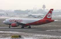 Air Berlin,D-ABNB,(c/n5246),Airbus A320-214,26.01.2013,HAM-EDDH,Hamburg,Germany(startet Royal Flight of Oman,A4O-SO,Boeing 747-SP27)