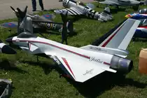 07, ? unbekanntes Jetflugzeug (Jet Cat ~ Robbe-Modell) ?, 40-Jahre Jubil�ums-Airmeeting des DMFV (Deutscher Modellflieger Verband) auf dem Flugplatz der Fa.  GROB AIRCRAFT  am 07.07.2012 

