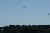 ohne, RC-Modell-Fallschirmspringer, 40-Jahre Jubil�ums-Airmeeting des DMFV (Deutscher Modellflieger Verband) auf dem Flugplatz der Fa.  GROB AIRCRAFT  am 07.07.20