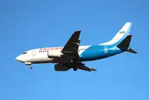 Rossiya B 737-548 EI-CDD bei der Landung in Berlin-Sch�nefeld am 13.10.2012