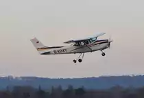 Cessna 182 Skylane RG D-EDXY beim takeoff in Bonn-Hangelar - 12.01.2013