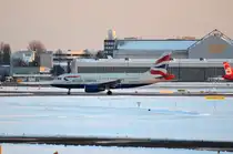 British Airways Airbus A319 G-EUOA nach der Landung in Hamburg Fuhlsb�ttel am 12.03.13