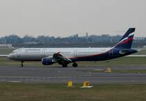 Aeroflot A 321-211 VQ-BEE bei der Ankunft in Dsseldorf am 11.03.2013