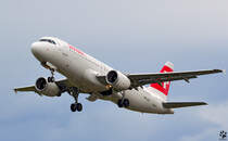 SWISS HB-JLQ, Airbus A320-214 bei Trainingsflug; Maribor Flughafen MBX. /25.6.2013
