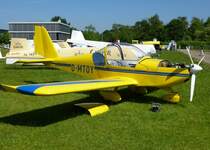 Eurostar, tschechisches Ultraleichtflugzeug, zweisitzig, mit Rotax-Motoren, Erstflug 1997, Tag der Offenen Tr am Freiburger Flugplatz, Juni 2013