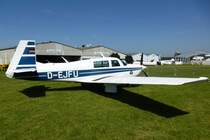 Moony M20, US-amerikanisches Leichtflugzeug, Flugplatz Freiburg, Juni 2013