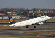 Lufthansa A 321-231 D-AIDF beim Start in Berlin-Tegel am 14.04.2013