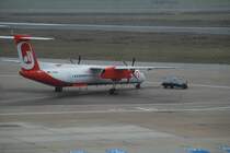 Dash 8 D-ABQB der Air Berlin aufgenommen am 14.12.08 vom Terminal 1 in Hamburg Fuhlsbttel.