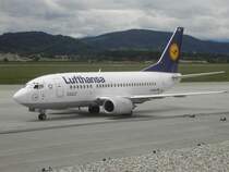 Boeing 737-500 nach der Ankunft aus Frankfurt.