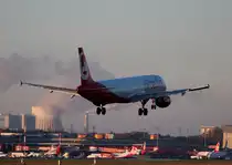 Air Berlin A 321-211 D-ABCA bei der Landung in Berlin-Tegel am 19.10.2014
