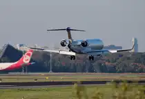 Eurowings CRJ900NG D-ACNI bei der Landung in Berlin-Tegel am 19.10.2014